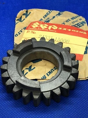 T500 GT500 1971-77 A/B nuevo genuino Suzuki 3D transmisión T22 engranaje 24331-15000 Foto 1 de 4