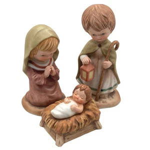 ENESCO Piccoli Amici della Bibbia Natività 3 pz Statuine Maria Giuseppe Gesù Bambino 1981 - Foto 1 di 18