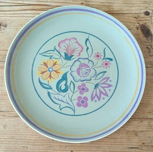 Vintage Poole Pottery Celadon Green Hand Painted Cameo Plate 26cm D. - Picture 1 of 5