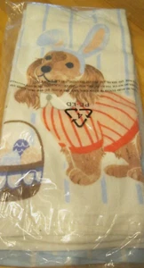 CESTA TOALLA 2 TOALLAS PERRO CONEJITO PASCUA CON HUEVOS Cocina Baño EN PAQUETE NUEVO CON ETIQUETAS - Imagen 1 de 3