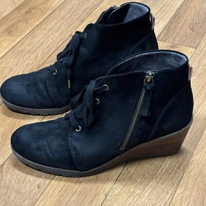 Dr Scholls Nelly Wedge Booties Womens Size 9.5 Shoes Suede Comfort Zip - Picture 1 of 9