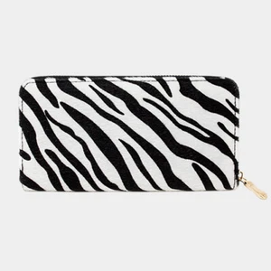 NEW Women's Zebra,Tiger Stripes Animal Print Faux Fur Zippered Clutch Wallet - Picture 1 of 5