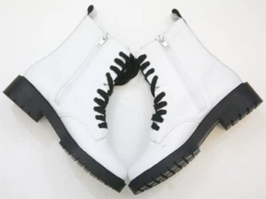 New STEVE MADDEN White Black Lace Up LEATHER Boots Size 8 Eight CHKR08S1 FRB54 - Picture 1 of 7