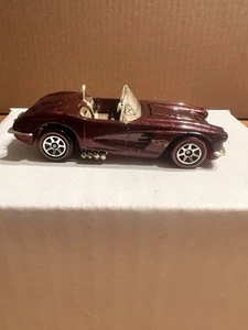 '58 CHEVY CORVETTE CONVERTIBLE REDLINE - 1994 HOT WHEELS 1:64 DIE-CAST - Picture 1 of 7