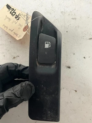 2008 TOYOTA PRIUS HYBRID GAS PULL HANDLE ++ - Imagem 1 de 4