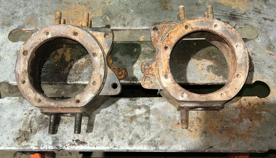 Juego de nudillos de dirección de eje sólido Toyota Pickup/4runner 1979-85 Foto 1 de 4