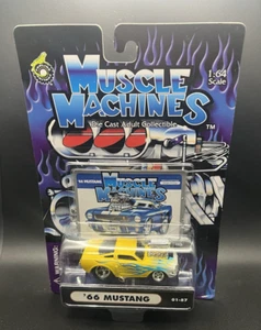 Muscle Machines '66 Mustang amarillo con llamas 1:64 #01-87 - Imagen 1 de 1