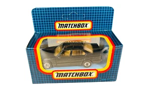 MB31 Matchbox Black BMW 5-Series - Sealed 1989 Blue Window Box Die Cast - Picture 1 of 5