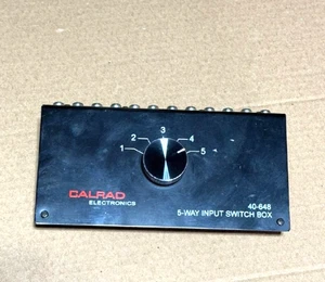 Calrad Electronics 40-648 Scatola di commutazione ingresso 5 vie - Foto 1 di 4