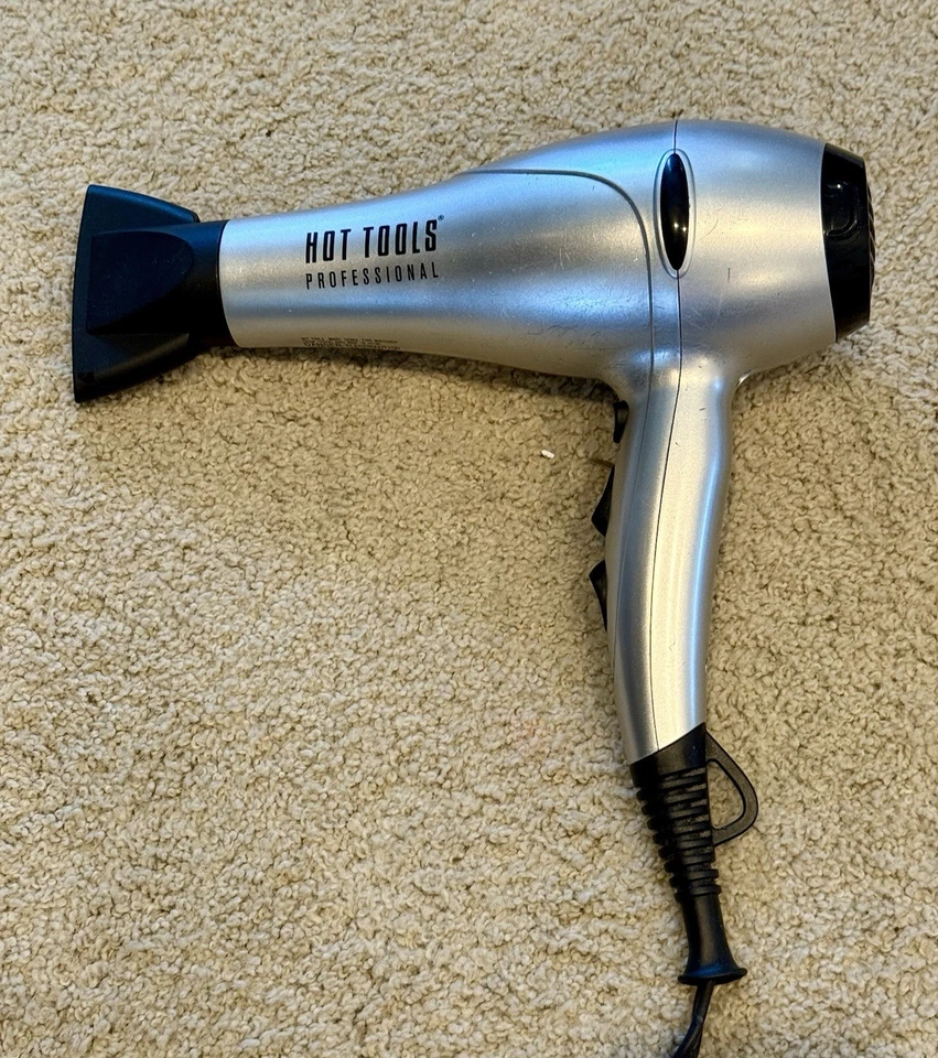 Hot Tools Professional Hair Dryer Model 1038UL - Image 1 of 4