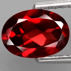 1.12Ct. Natural Gemstone Spessartine Garnet Red Oval Unheated Namibia Sparkling - Picture 1 of 7