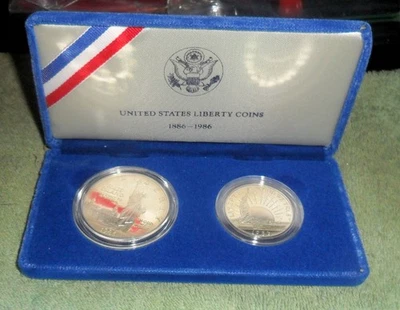 JB RFM 84855 United States Liberty Coins 1986 Dollar & 1986 ½ Dollar Proof in Or - Image 1 of 4
