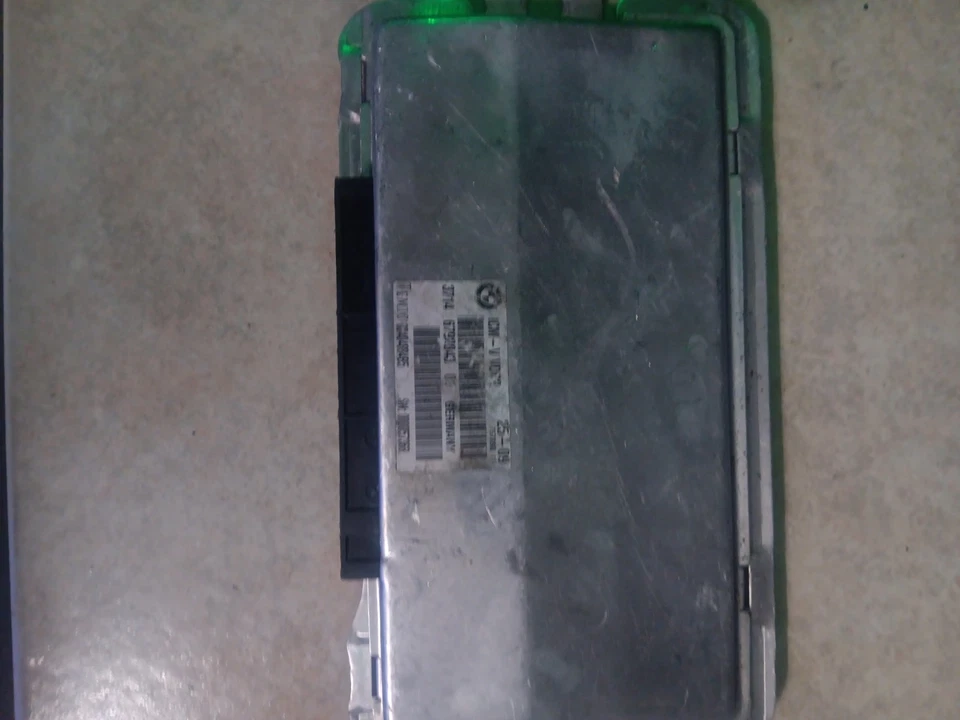 MÓDULO CONTROL SUSPENSIÓN NEUMÁTICA ORDENADOR 750 li 2010 Foto 1 de 1