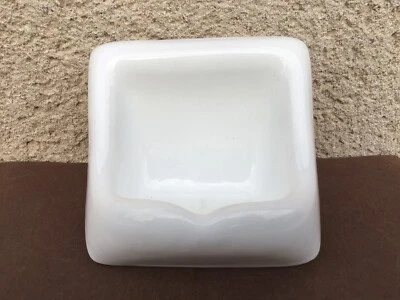 Ancien porte savon mural / Céramique / A sceller / Salle de bain / Cuisine - Photo 1/4