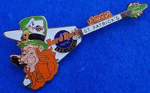 LAS VEGAS HOTEL ST PATRICK'S LEPRECHAUN FLYING V GUITAR 2002 Hard Rock Cafe PIN - Picture 1 of 1