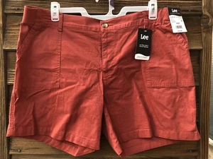 Lee Women's Size 20M Ultra Soft Waist Band Short Mid-Rise Cinnamon New - Picture 1 of 9