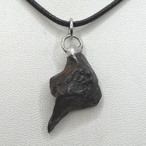 Canyon Diablo Meteorit Anhänger, Arizona Meteorit, Weltraum Geschenk, 6,75 Gramm - Bild 1 von 10