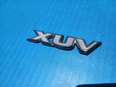 Insignia emblema puerta trasera GMC Envoy XUV 2002-2009 OEM USADA  Foto 1 de 4