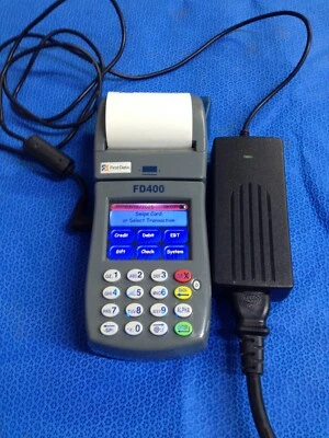Máquina de tarjetas de crédito First Data FD 400 Foto 1 de 4