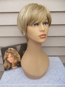 Jaclyn Smith Wig A5117 HOLLYWOOD LIGHTS 14/88A GOLDEN WHEAT Blonde Paula Young - Picture 1 of 9