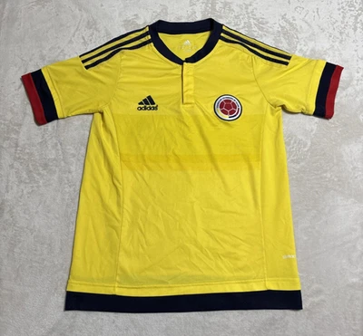 Camiseta Adidas de la Selección Nacional de Fútbol de Columbia para Hombres Pequeña 2015 Home Kit Camiseta Foto 1 de 4