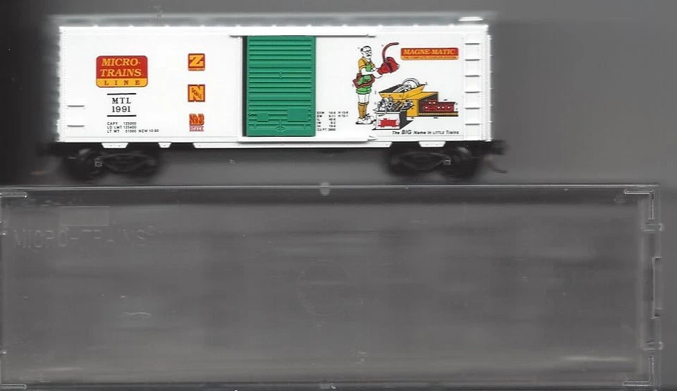 N Micro Trains #20086 40' Standard Boxcar with Kadee Couplers NIB Free Shipping - Image 1 of 1