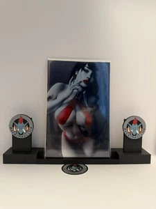 Vampirella 1 Warren Louw Metal Ltd 70 con certificado de autenticidad casi nuevo 2025 - Imagen 1 de 5