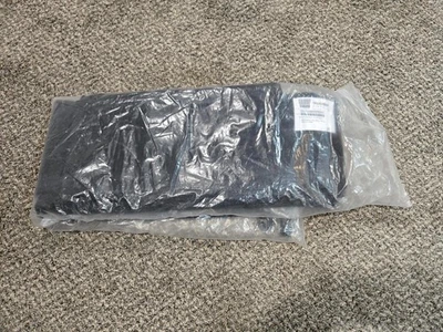 Cubierta de barco negra Carver 4 arcos 6093U con bota Sun-DURA 91" a 96" 4S6093UB Foto 1 de 4