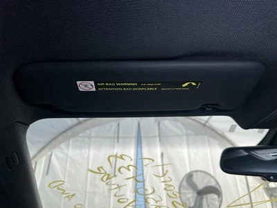 Parasol izquierdo usado se adapta a: Audi A5 Cpe 2011 iluminado grado A izquierdo Foto 1 de 4