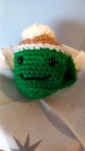 Cute Handmade Crochet Christmas Cup Decoration With Whipped Cream G2 - Picture 1 of 4