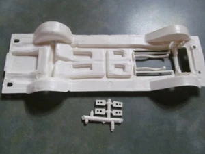 Chrysler Imperial AMT 1962 modelo kit chasis - Imagen 1 de 2