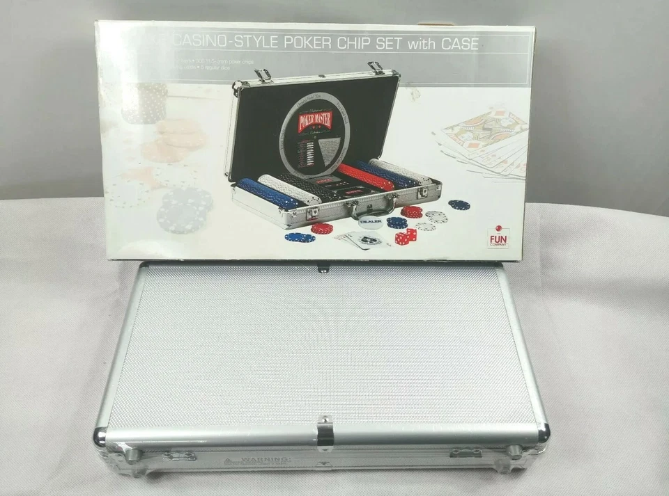 300-Chip Poker Set with Aluminum Case for Texas Hold'em New - Image 1 of 4
