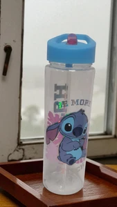 Disney Stitch Bottiglia Acqua 700ml Bottiglia Plastica Trasparente con Cannuccia 23cm - Foto 1 di 10
