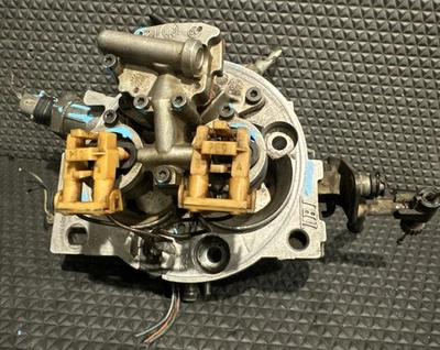 Carrocería del acelerador 93 95 Chevrolet GMC 5,7 TBI 17093030 1500 Suburban Tahoe Yukon Foto 1 de 4