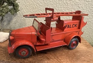 TEKNO DENMARK 405 TINPLATE “FALCK” FIRE ENGINE TRUCK VINTAGE - Picture 1 of 12