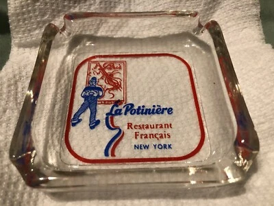 LA POTINIERE RESTAURANT FRANCAIS NYC VINTAGE RARE GLASS ASHTRAY CIRCA 1955 - Image 1 of 3