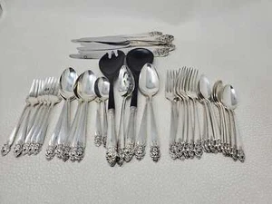 Vintage Distinction Prestige Plate Pattern Silverplate Flatware Oneida Silver - Picture 1 of 10
