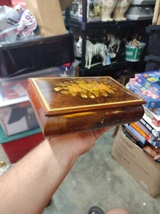 VTG Reuge Inlaid Wooden MUSIC Jewelry BOX Swiss Love Story✨ - Picture 1 of 3