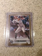 2022 Topps Update #US324 Avisail Garcia Gold Parallel SP 1697/2022 - Marlins 