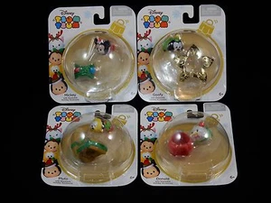 Disney Tsum Tsum Christmas Mini Vinyl Figures Ornaments ~ Mickey & Friends - Picture 1 of 4