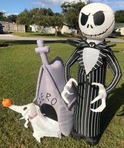 The Nightmare Before Christmas Jack Skellington & Zero Haunted House Inflatable - Picture 1 of 3