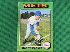 1975 Topps #214 Harry Parker New York Mets