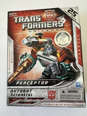 Transformers G1 Commemorative Edition Perceptor 25 Years Toys 'r Us Exclusive - Imagen 1 de 3