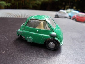 TRI-ANG SPOT-ON #118 BMW ISETTA BUBBLE CAR - Picture 1 of 6
