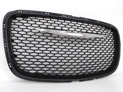 Rejilla plana negra apta para Chrysler 300 300C 2015-24 con ala emblema Foto 1 de 4