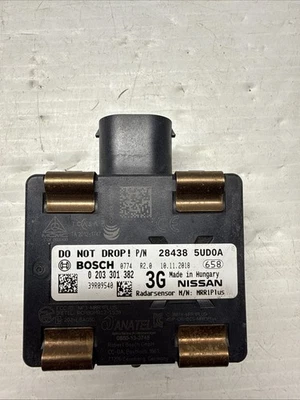 Nissan Sentra Cruise Control Distance Radar Sensor Module OEM 28438-5UD0A - Image 1 of 2