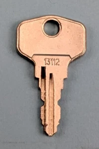 HP Server Rack Cabinet KEY Fits 10000, 9000 Series G2, G3, Key Number # 13112 - Picture 1 of 2