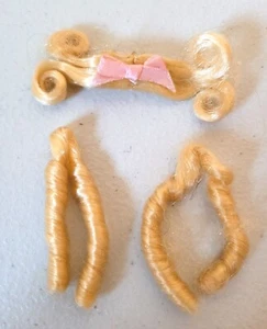 Vintage Barbie Doll Blonde Hair Extensions Curls Hair Pieces - Picture 1 of 4