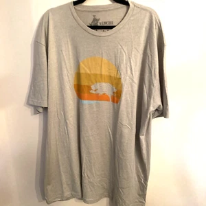 NWOT Linksoul Tree Graphic Short Sleeve T-Shirt Size XXL - Picture 1 of 4