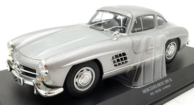 Minichamps 1/18 Scale 110 037210 - Mercedes-Benz 300 SL W198 1955 - Silver - Image 1 of 4